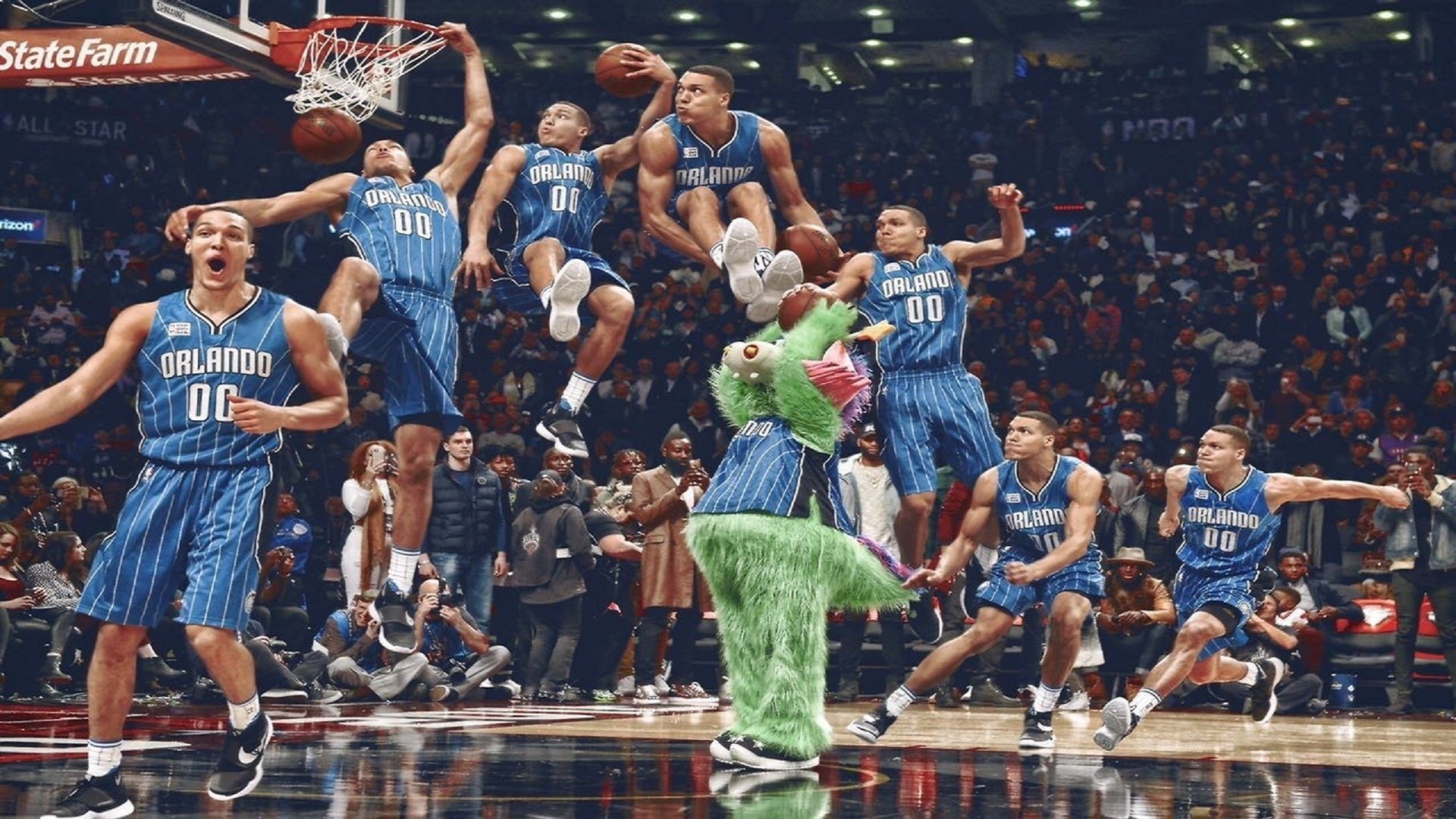 训练基地开放日活动现场球迷近距离互动反响热烈，训练基地介绍